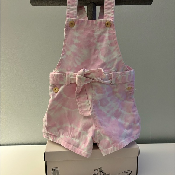 Jessica Simpson Size 4/5t Pink tie dye overalls - Picture 2 of 4